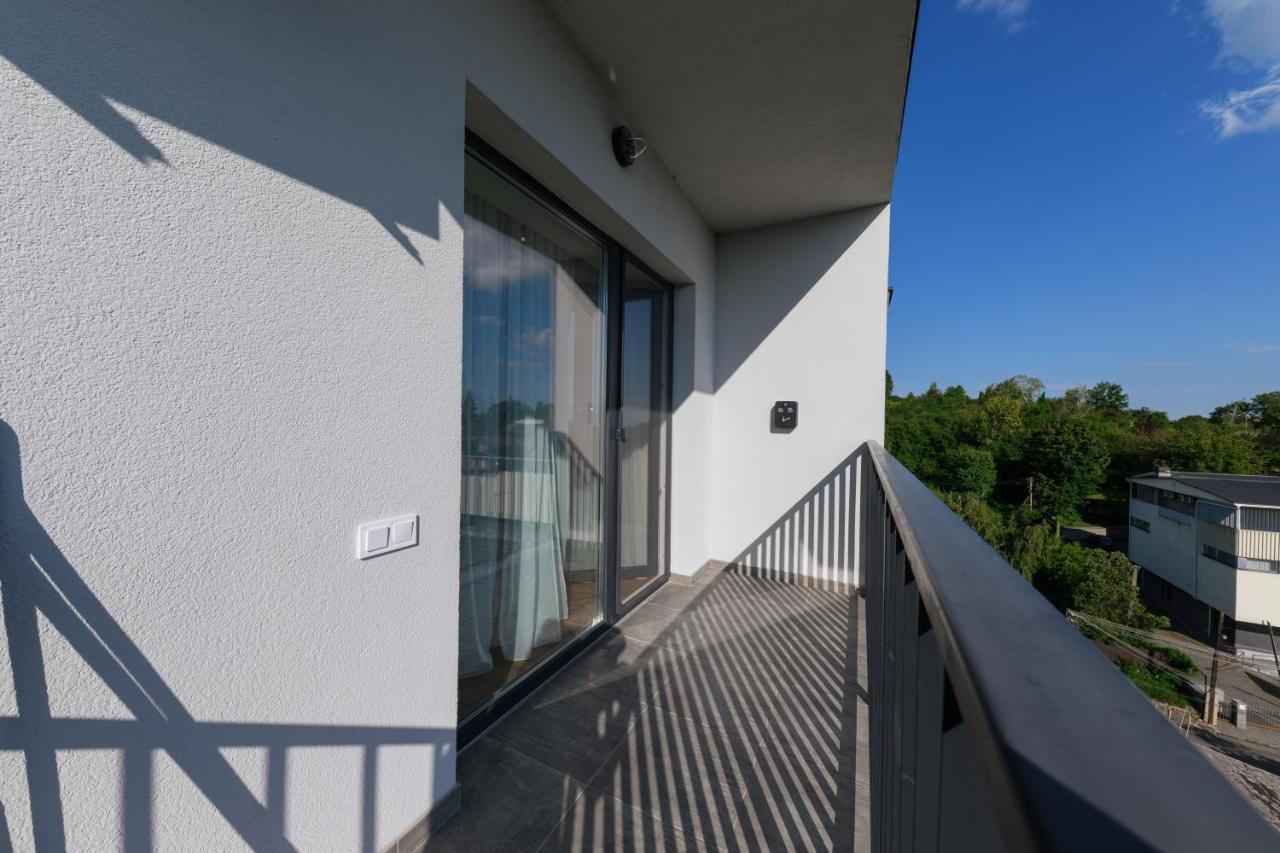 Мм Group Apartment Oujhorod Extérieur photo